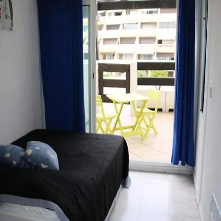 Apartamento For 2 People Agde